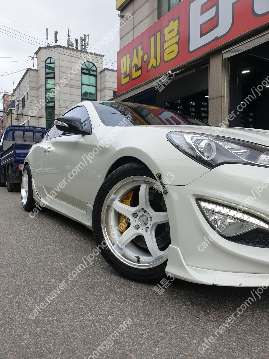 [ 워크 ] 이모션 t5r 스타링 하이림 18인치 3가지 색상 팝니다--7