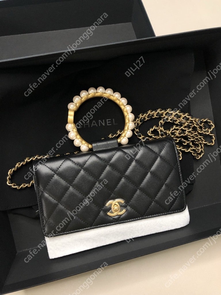 샤넬 시즌백 진주탑핸들woc 블랙--3