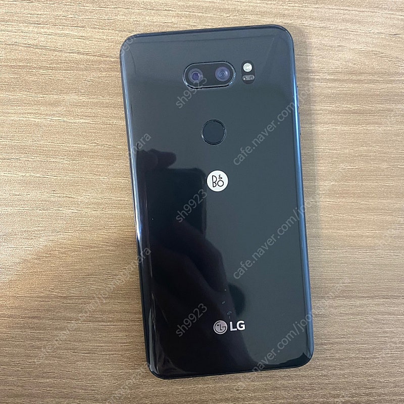 LG V30플러스 블랙 대용량 128GB 깨끗한기기 8만원판매합니다! SKT