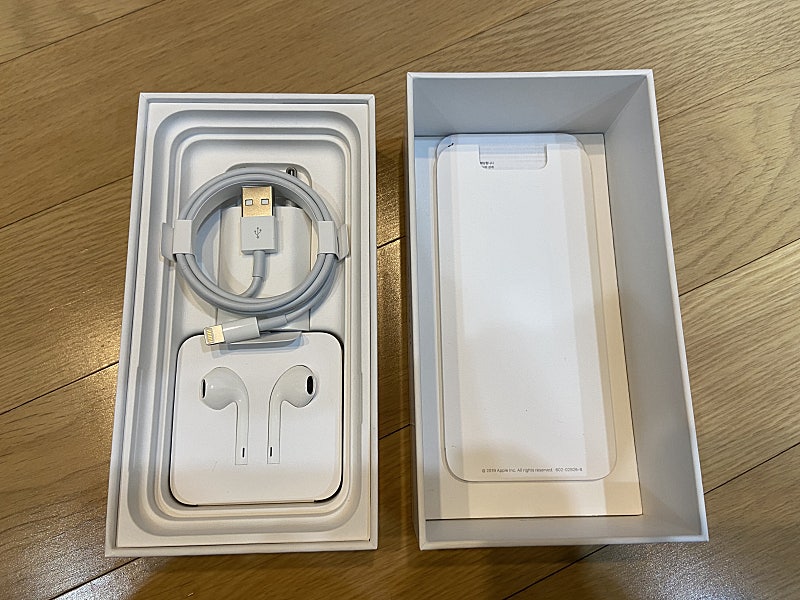 애플 이어팟 충전기 (아이폰11 박스 구성품)