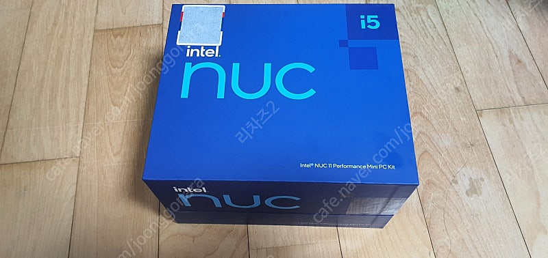 인텔 nuc11 미니PC NUC11PAHi5(8G, m.2 256GB) 새제품 판매합니다~