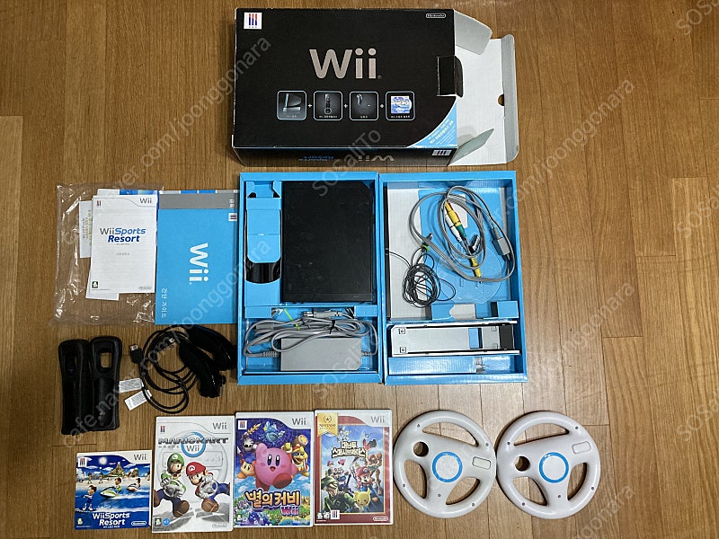 닌텐도 Wii 2인 풀세트+마리오카트용 핸들+게임칩--8