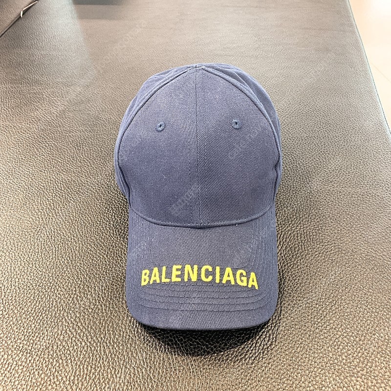 BALENCIAGA 발렌시아가 남성 네이비 자수 로고 볼캡 모자>>>314000