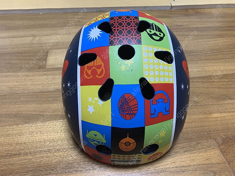 넛케이스 리틀너티 스페이스 카뎃 아동용 헬멧 XS(48cm~52cm) 사이즈 팝니다.