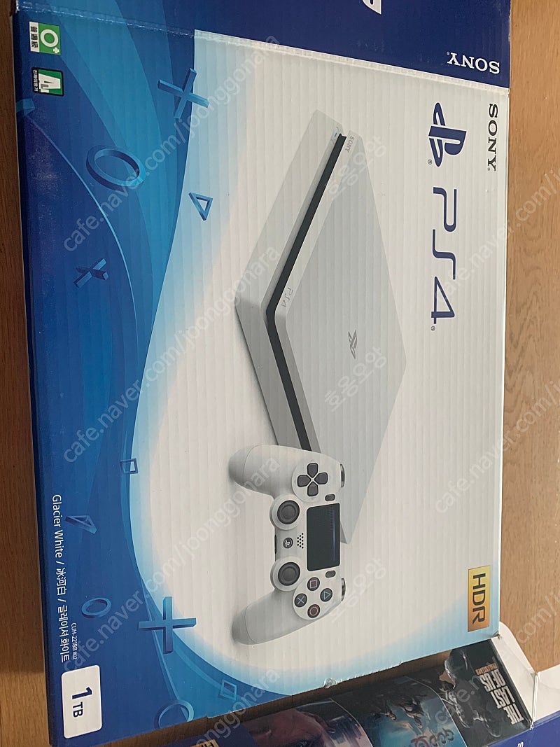 ps4 1테라 팝니다