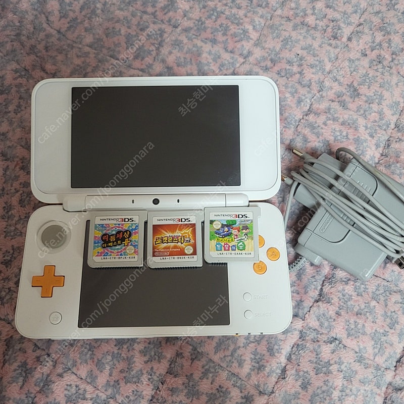 닌텐도 뉴 2DS XL + 칩3개 판매합니다