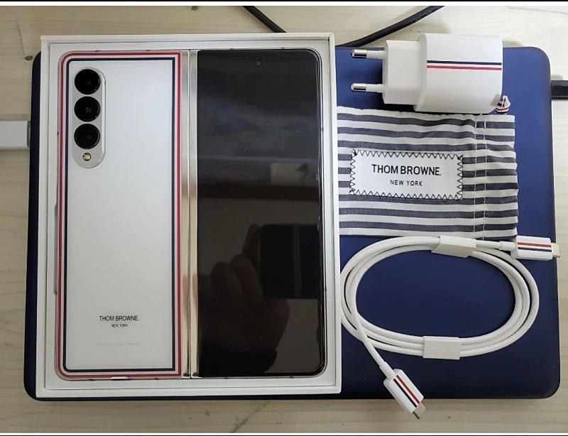 삼성 갤럭시 Z 폴드 3 톰브라운 에디션 휴대폰 단품