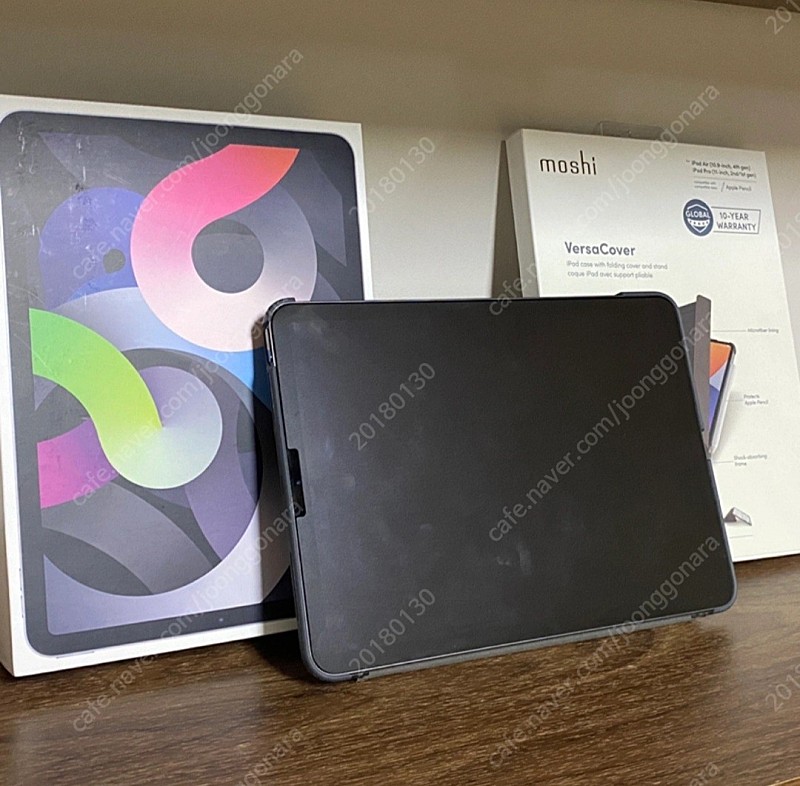 아이패드 에어4 스페이스그레이 wifi 64+모시 버사 케이스(10만원)
