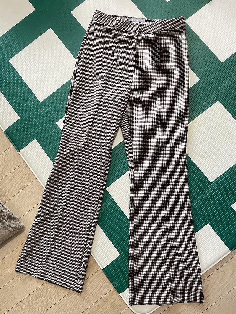 S 체크슬랙스 리본타이 위아히얼 드노리타 다크빅토리 강자매