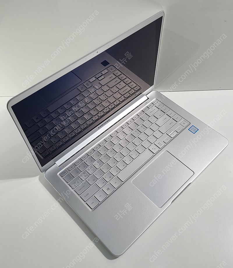 [판매]삼성전자 노트북9 metal NT901X5T-K08/C 13인치 중고노트북