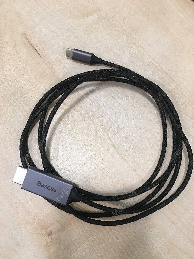 배이스어스 HDMI to USB-C 케이블