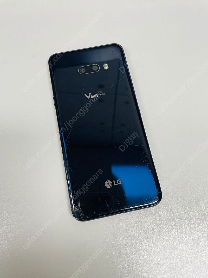 LG V50S 256기가 블랙 액정기스 뒷판파손 8만원 판매해요