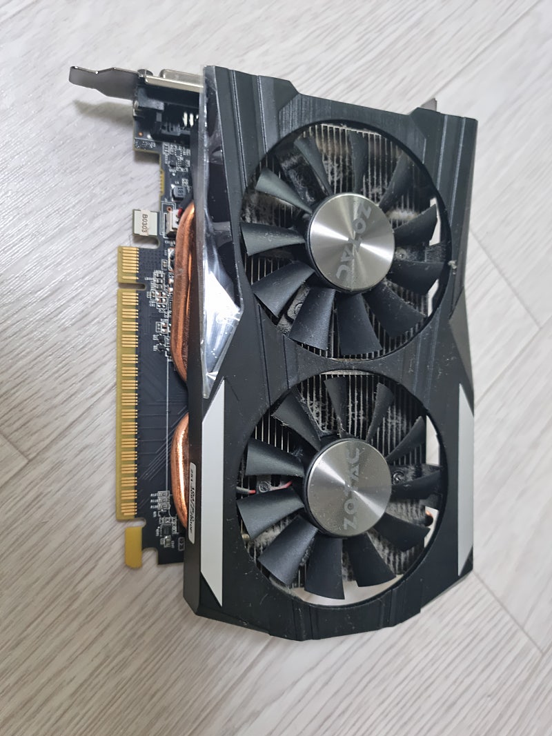 그래픽카드 조탁 1050ti 4g 듀얼팬