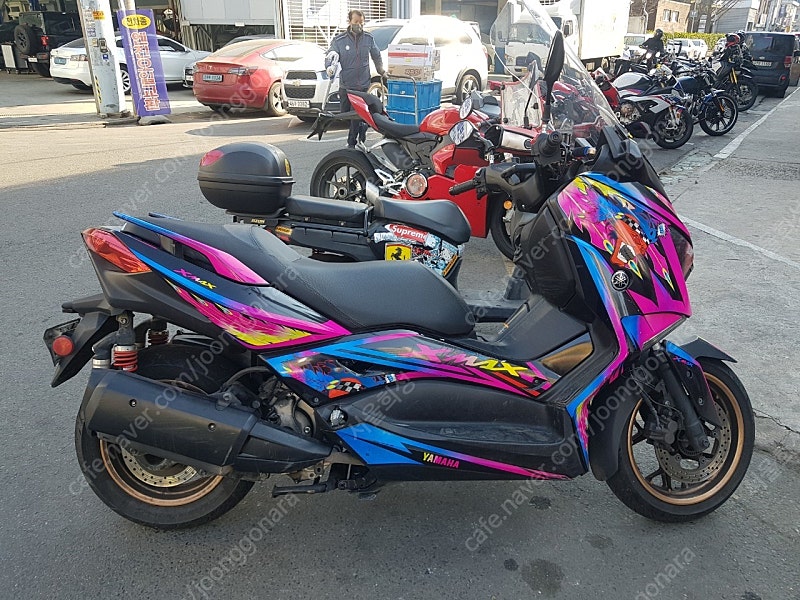 서울 xmax 21년식 500만원 33200km