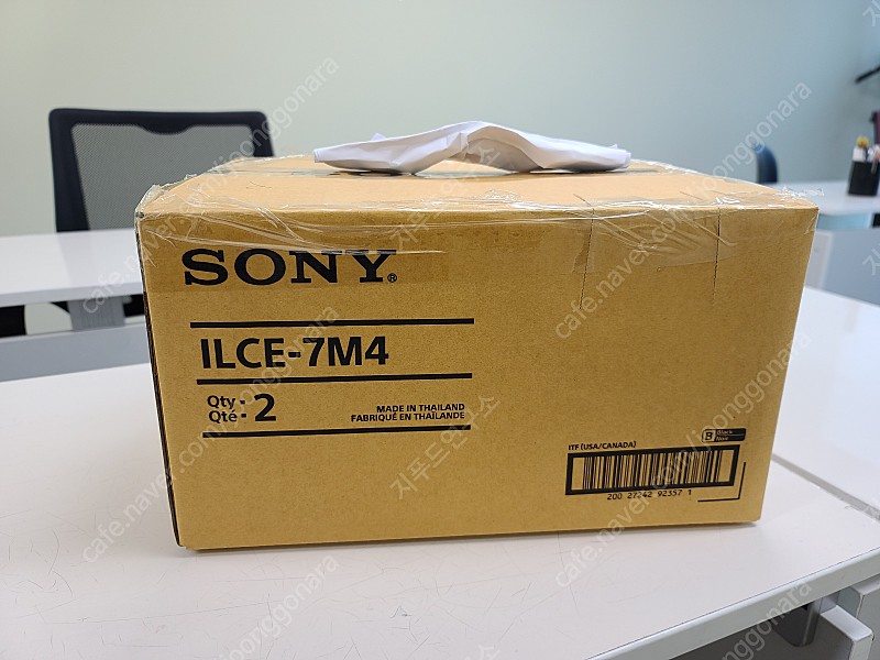 소니 A7M4 SONY 알파 FE 50mm F1.2 GM 박스 미개봉 판매합니다.
