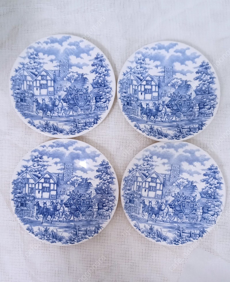 브라릴 옥소포드접시류 8개--1