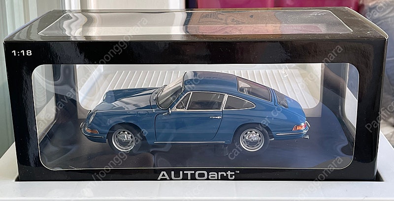 1:18 Autoart Porsche 911 1964