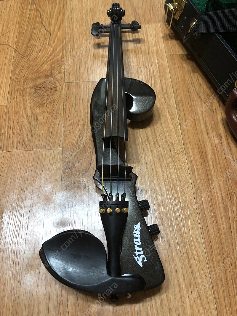 스트라우스 전자 바이올린 straus DVFE-500 팝니다