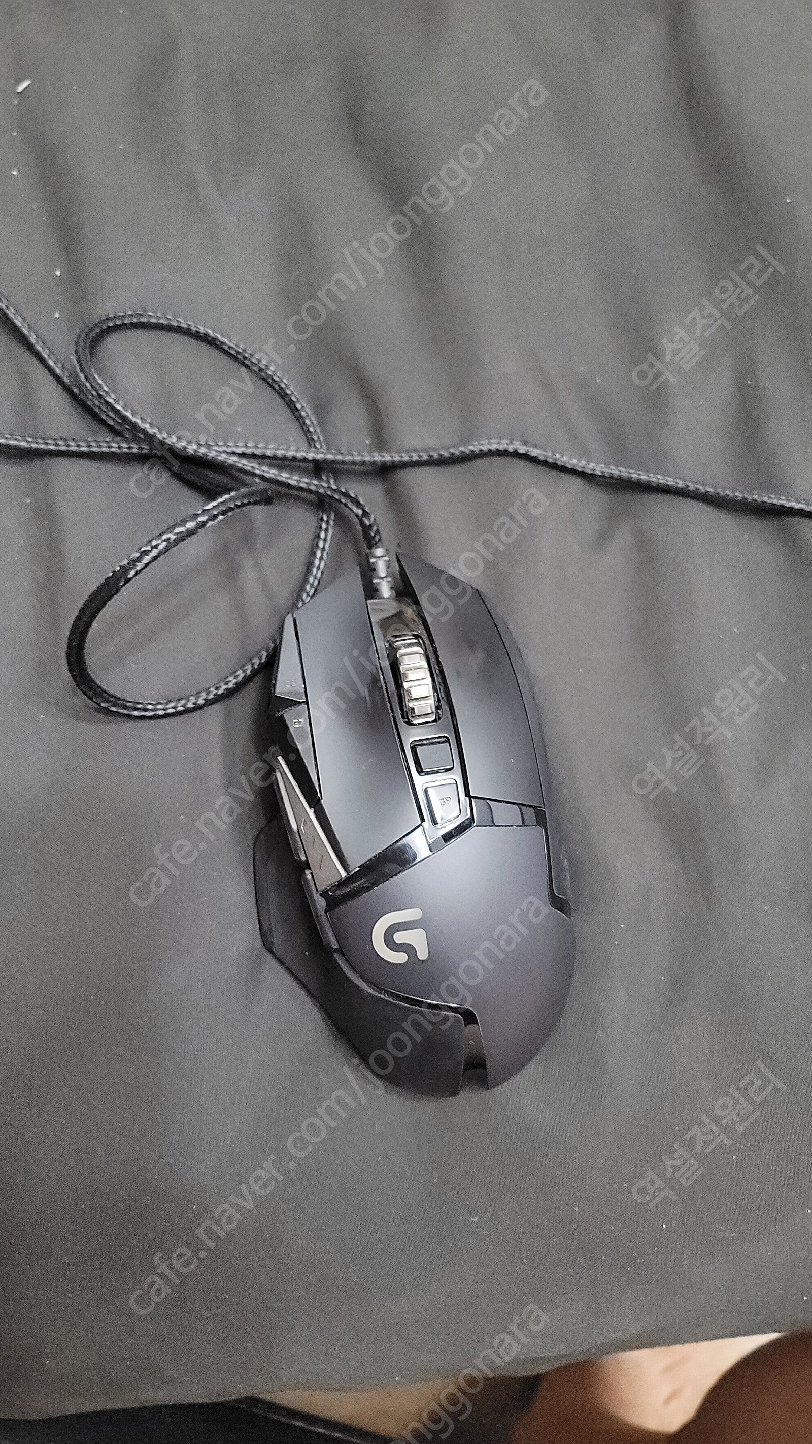 로지텍 G502 스펙트럼 유선 마우스 1.5마넌에 싸게 판매합니다.