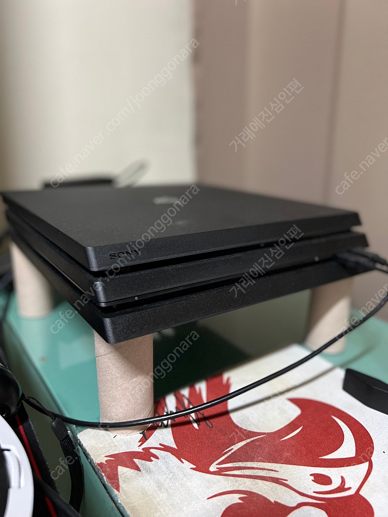 PS4 Pro 플스4 프로, 플레이 스테이션4 프로 1테라 판매합니다.