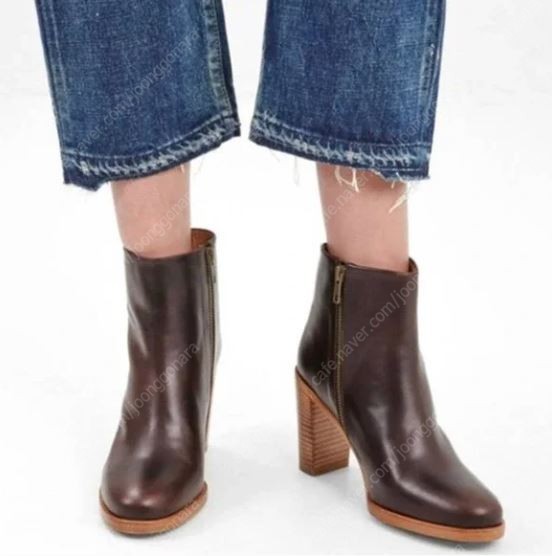 [A.P.C] 아페세 앵클 부츠 레이첼 브라운 (APC The Rachel Leather Ankle Boot Brown 36 size) ※택포