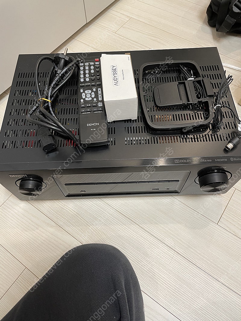 데논리시버 avr-x520bt 팝니다.