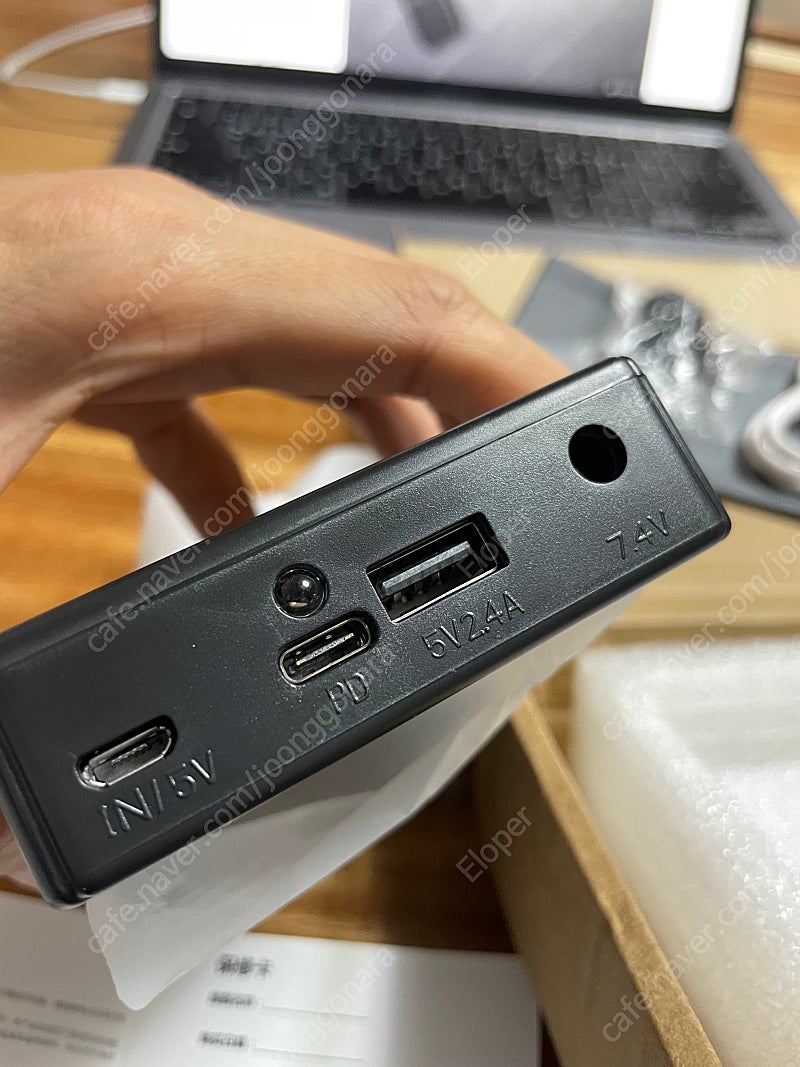 Sony A7R2 S S2 M2 A6400 더비 배터리(PD 충전 가능 배터리 포함) 팝니다.