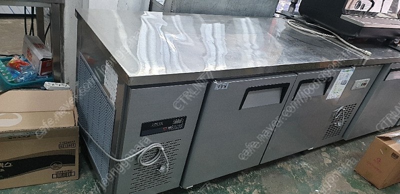 [판매]GWM-150RT그랜드 우성 테이블 냉장고1500 판매합니다