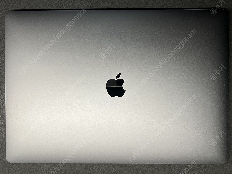 MacBook Pro 16 (2019년형) CTO (i9 / 32GB / 2TB / Radeon 5500M 4GB) 팝니다.