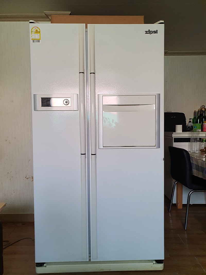 지펠 냉장고( SRS576ZHC ) / 트롬 세탁기 (WD-K100D 10KG) / 케리어 에어컨