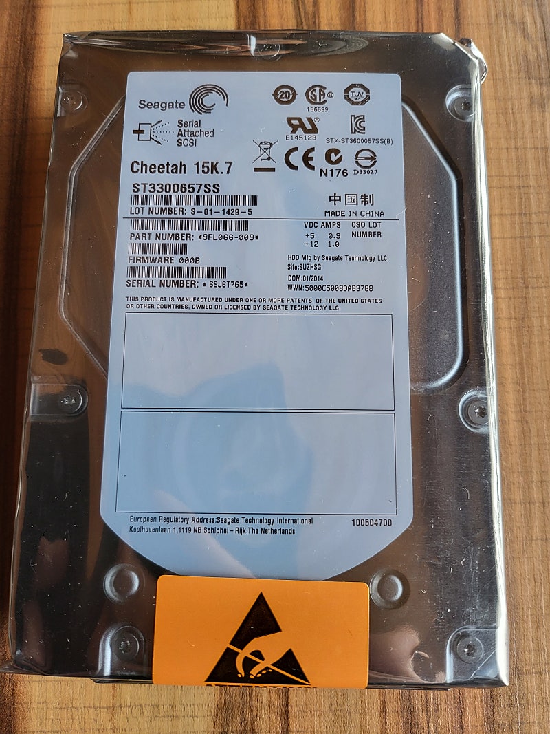 ﻿seagate ST3300657SS SAS hard 미개봉 판매