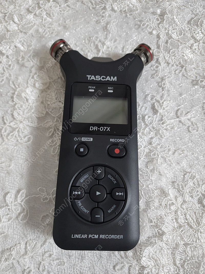 tascam dr-07x 저렴하게 팔아요!(윈드스크린, 연결선, sd카드 포함, 택포) /asmr 마이크 녹음기