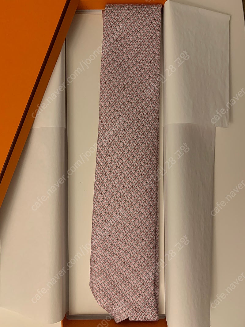 에르메스 넥타이 판매합니다. Hermes necktie