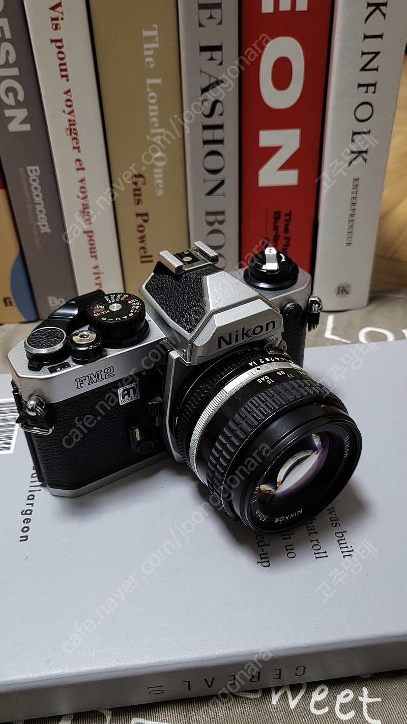 니콘 FM2 필름카메라 케논FD 55mm f1.2렌즈