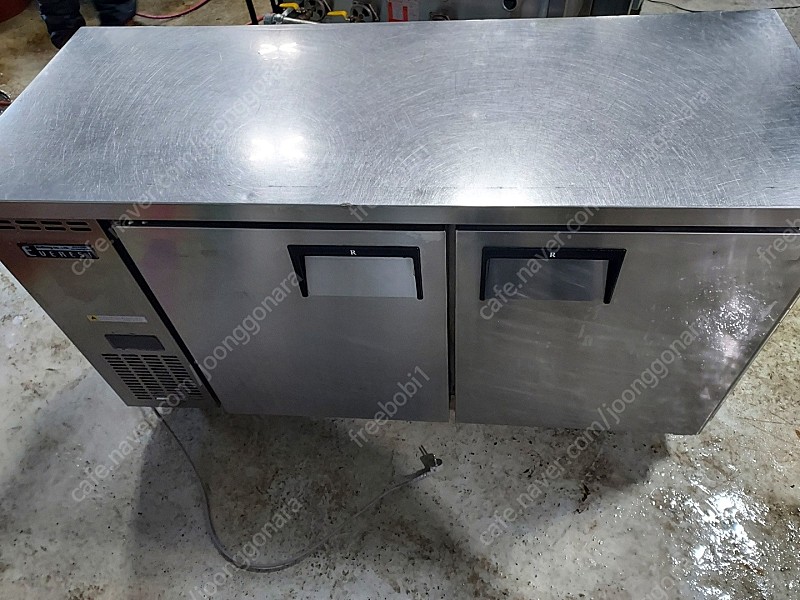 [판매] 부성 에베레스트 테이블 냉장고(간냉식) 1500