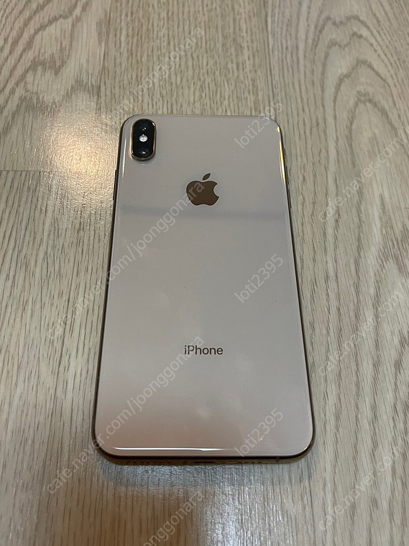 아이폰 xs max 256기가 골드 판매합니다.