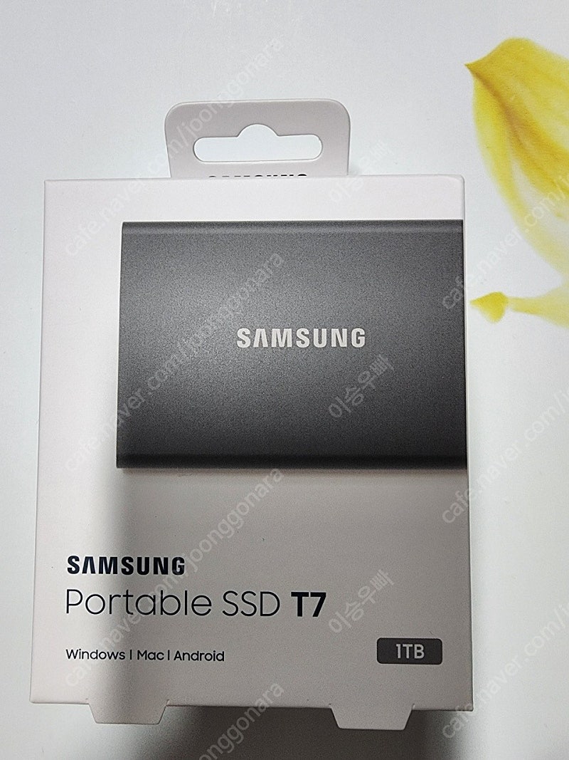 상봉역, 상봉터미널 삼성 Portable SSD T7 1TB 그레이 미개봉 새제품 판매합니다.