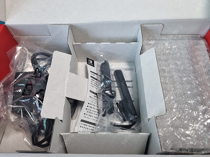 닌텐도스위치 배터리개선판 팝니다.--2