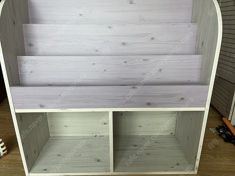 아이책장판매합니다. 10000원