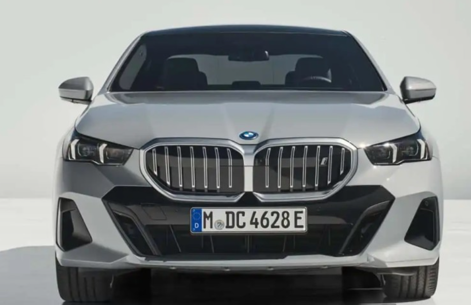 BMW 5ø  ǥ ȣȸ  BMW G60 Ŭ ü ī