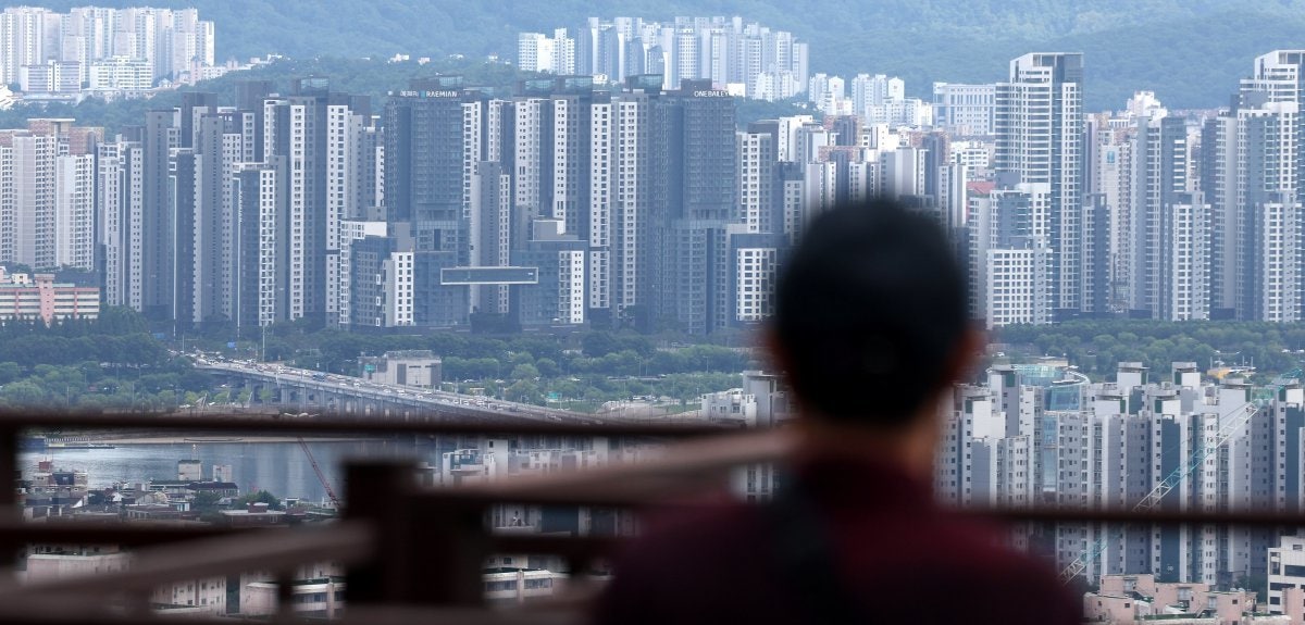 과열된 서울 아파트 시장, 냉정한 판단이 필요한 시점